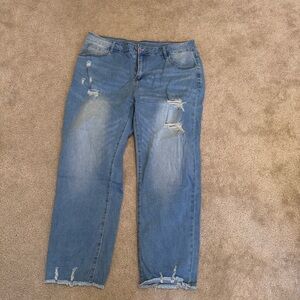 Trendy Distressed Blue Ankle Jeans